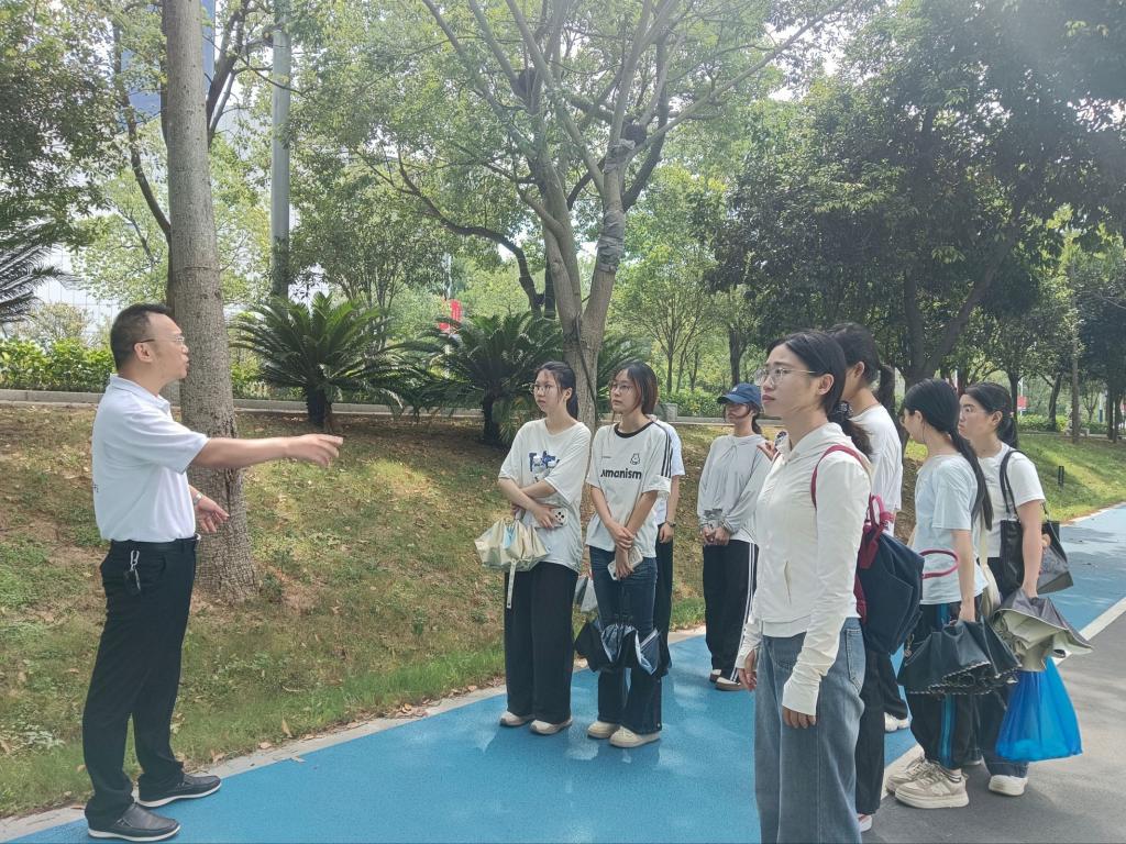 7月19日上午
